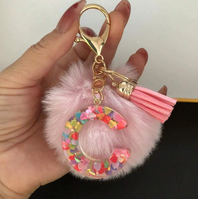 Llavero Letra y Pompom