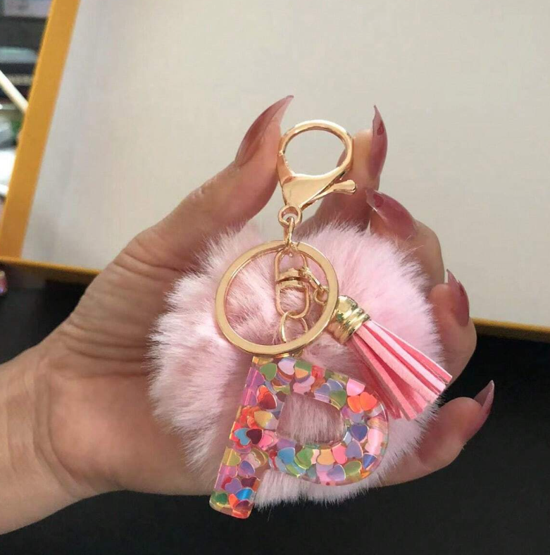 Llavero Letra y Pompom